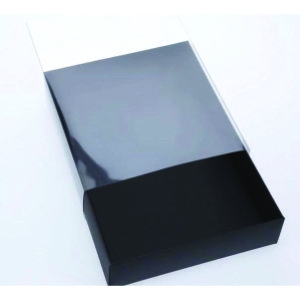 6 Macaron Dessert Box with Clear Slide Cover Black Designer Range
