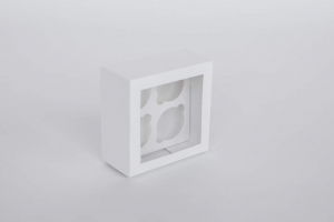 4 Regular Cupcake Boxes with Clear Window - Gloss White (16.9x16.9x8.1cm)
